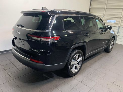 Used 2021 Jeep Grand Cherokee L Limited image 3