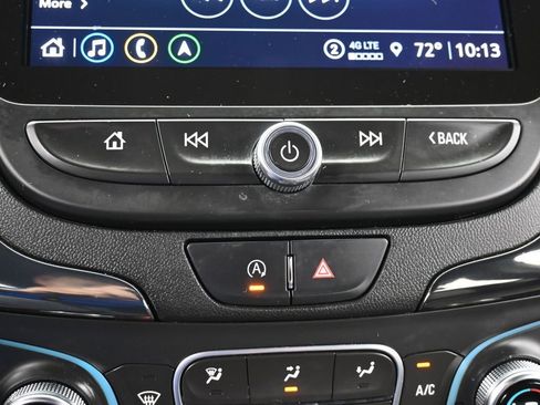 Used 2022 Chevrolet Equinox RS w/ RS Leather Package image 31