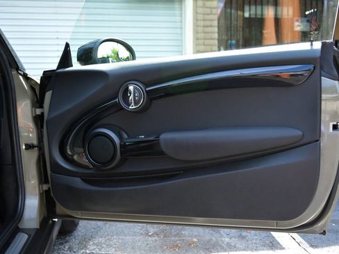 Used 2020 MINI Cooper S image 30