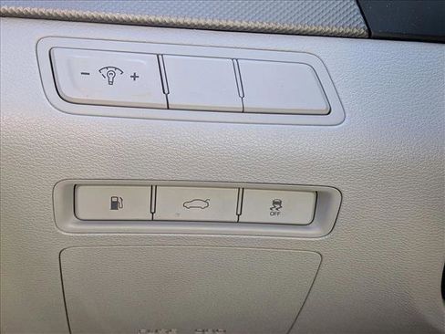 Used 2016 Hyundai Sonata SE FWD image 12
