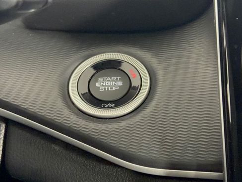 Used 2023 Jeep Grand Cherokee Altitude RWD image 20