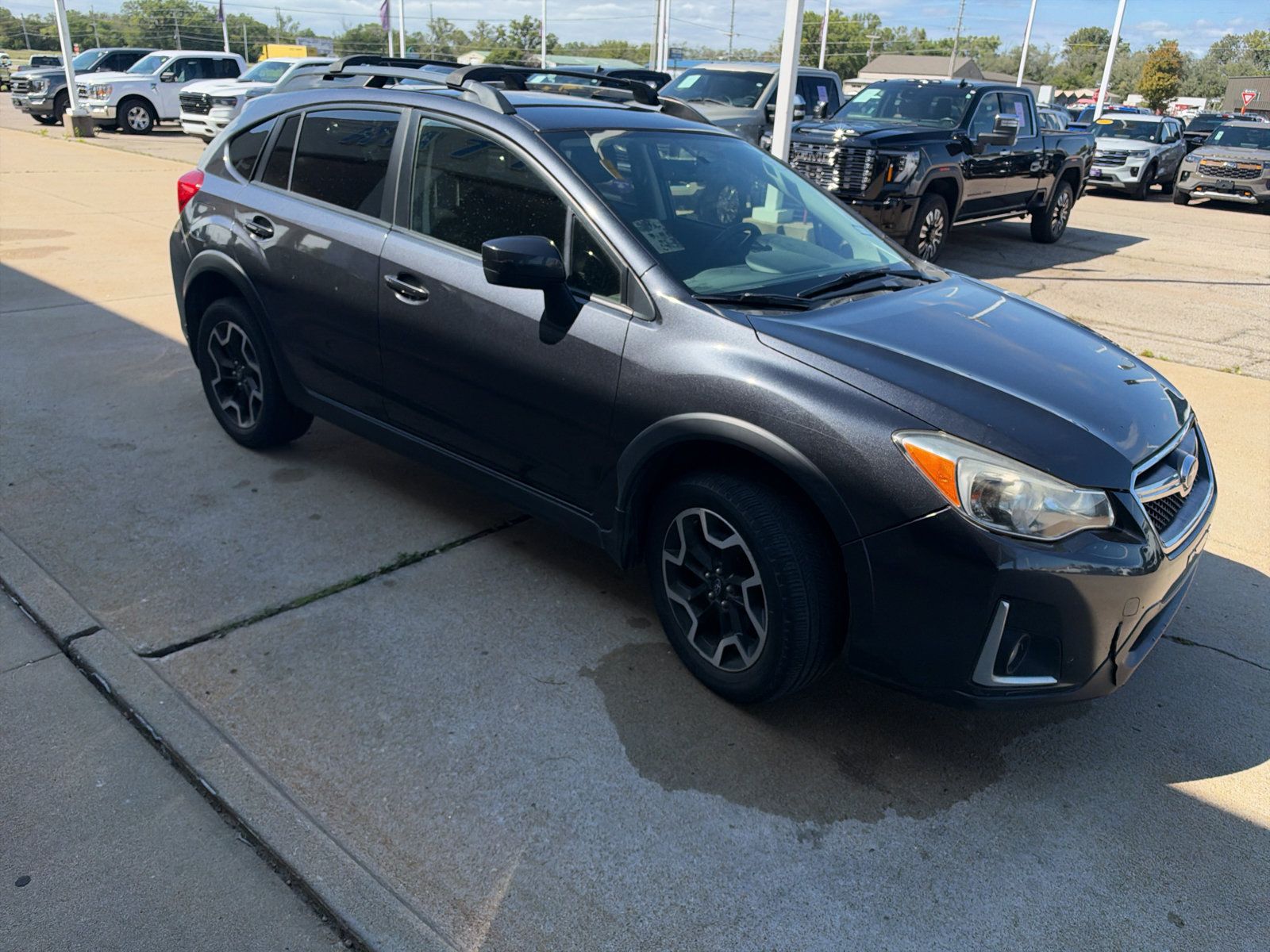 Used 2017 Subaru Crosstrek 2.0i Premium w/ Popular Package #2 AWD/4WD image 4