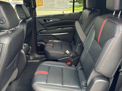 Used 2024 Chevrolet Traverse RS w/ LPO, Floor Liner Package AWD/4WD image 26