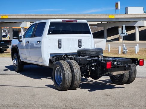 New 2026 GMC Sierra 3500 Pro w/ Convenience Package AWD/4WD image 3