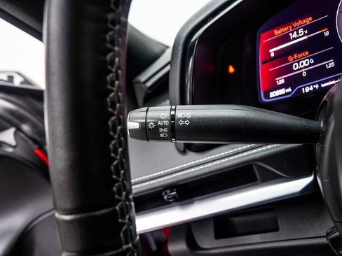 Used 2021 Chevrolet Corvette Stingray Coupe w/ Z51 Performance Package RWD image 38