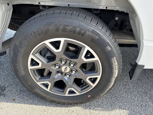 Used 2024 Ford F150 STX RWD image 17