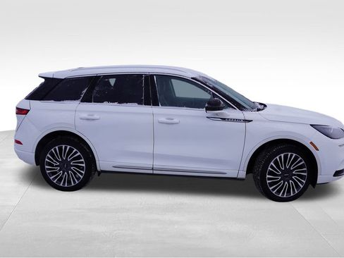 Used 2021 Lincoln Corsair AWD w/ Sport Package image 3