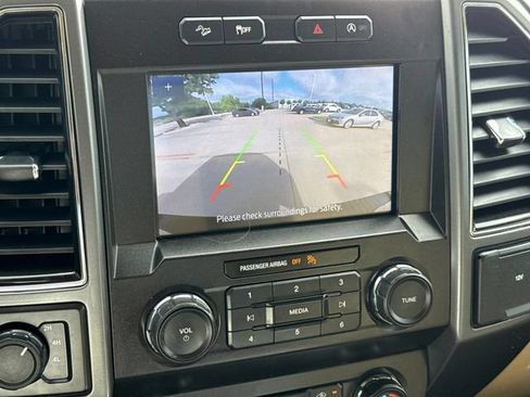 Used 2020 Ford F150 XLT w/ Equipment Group 302A Luxury AWD/4WD image 23