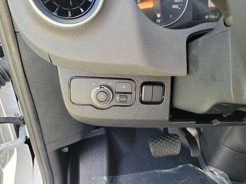 Used 2026 Mercedes-Benz Sprinter 2500 image 19