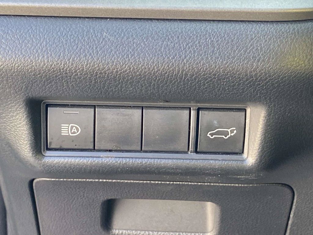 Used 2025 Toyota Grand Highlander FWD image 29