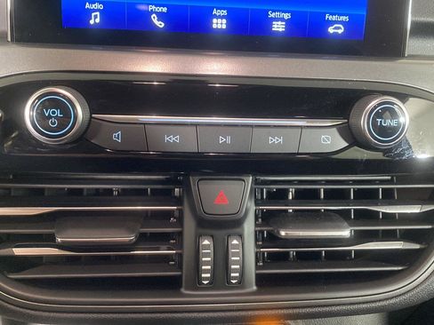 Used 2023 Ford Escape Active AWD/4WD image 5