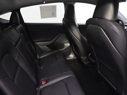 Used 2023 Tesla Model Y Performance image 18