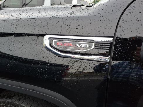 Used 2024 GMC Sierra 1500 Denali w/ Technology Package AWD/4WD image 8
