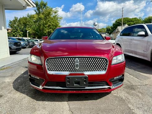Used 2017 Lincoln Continental Select w/ Climate Package image 2