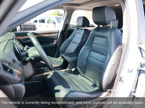 Used 2022 Honda CR-V Touring image 11