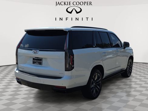 Used 2024 Cadillac Escalade Sport Platinum AWD/4WD image 5