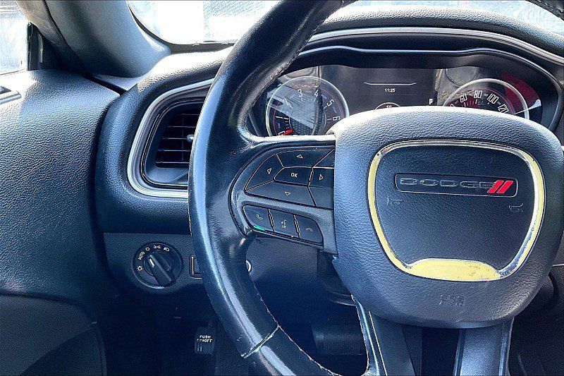 Used 2019 Dodge Challenger SXT AWD/4WD image 16