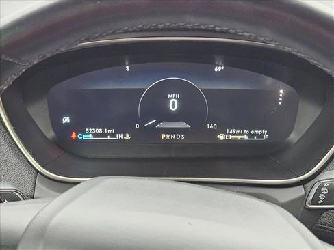 Used 2020 Lincoln Nautilus Reserve w/ Equipment Group 201A image 10