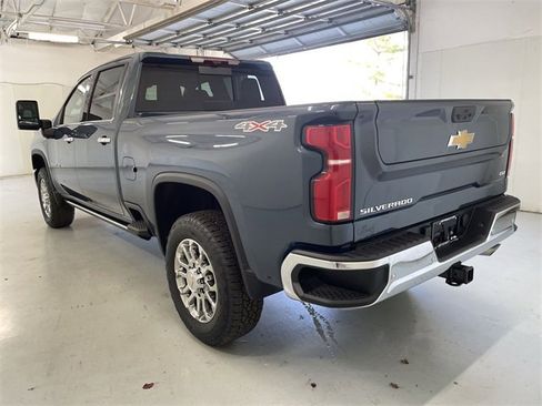 New 2026 Chevrolet Silverado 2500 LTZ w/ LTZ Premium Package image 8