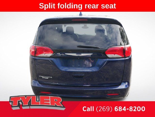 Used 2017 Chrysler Pacifica LX FWD image 7