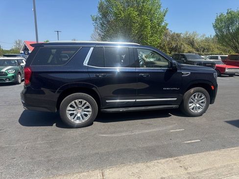 Used 2023 GMC Yukon Denali w/ LPO, Floor Liner Package image 8