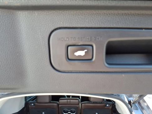 Certified 2023 Honda Pilot Elite image 23