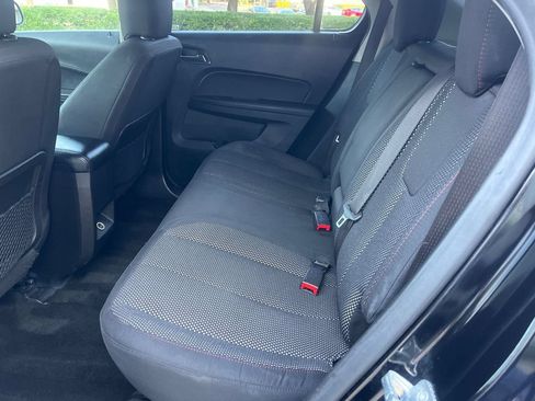 Used 2017 Chevrolet Equinox LT FWD image 16