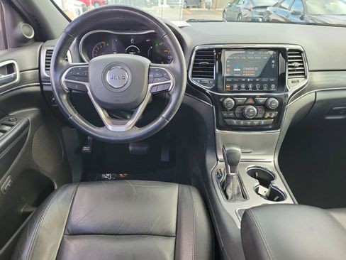 Used 2020 Jeep Grand Cherokee Limited image 10