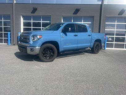Used 2019 Toyota Tundra SR5 w/ SR5 Upgrade Package