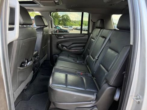 Used 2018 GMC Yukon XL SLT w/ Open Road Package AWD/4WD image 16