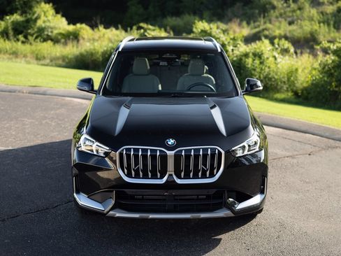 Used 2025 BMW X1 xDrive28i w/ Convenience Package AWD/4WD image 11