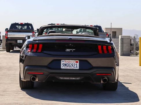 Used 2024 Ford Mustang GT Premium RWD image 11