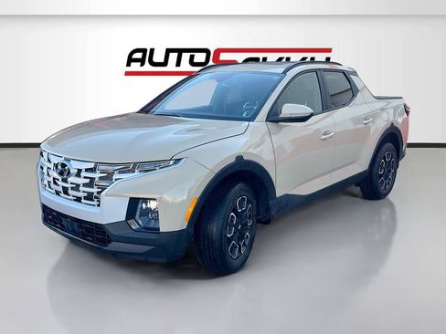 Used 2023 Hyundai Santa Cruz SEL Premium image 3