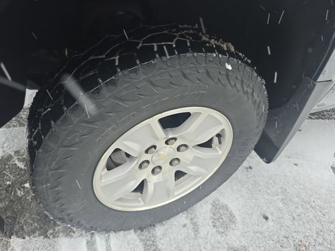 Used 2018 Chevrolet Silverado 1500 LT w/ All Star Edition image 12