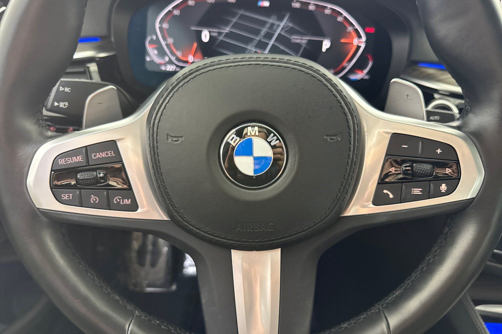 Used 2023 BMW 540i w/ M Sport Package RWD image 11