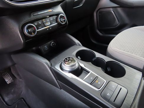 Used 2021 Ford Escape SE w/ Convenience Package image 17