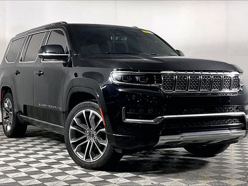 Used 2024 Jeep Grand Wagoneer Series III image 1