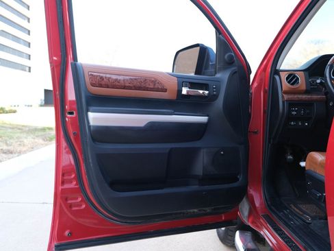 Used 2014 Toyota Tundra 1794 Edition image 14