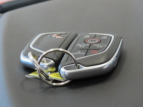 Used 2023 Chevrolet Corvette Stingray Convertible w/ 1LT RWD image 19