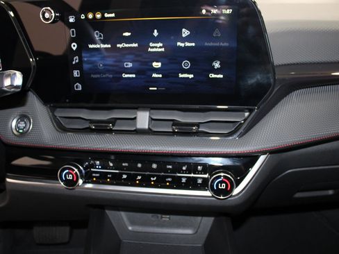 Used 2025 Chevrolet Equinox RS w/ Safety and Technology Package FWD image 30