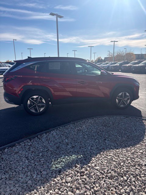 Used 2025 Hyundai Tucson SEL AWD/4WD image 2
