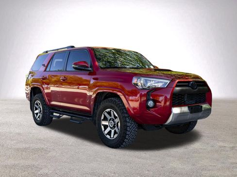 Used 2020 Toyota 4Runner TRD Off-Road Premium AWD/4WD image 2