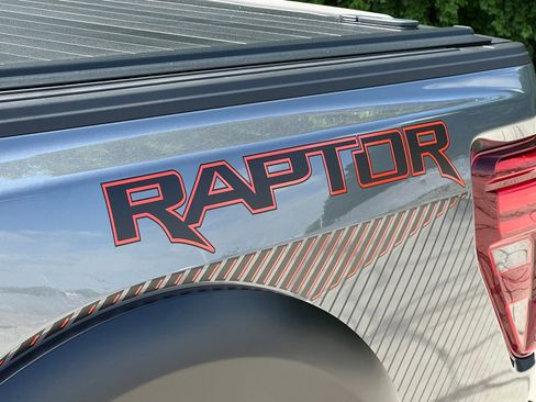 Used 2025 Ford F150 Raptor AWD/4WD image 12
