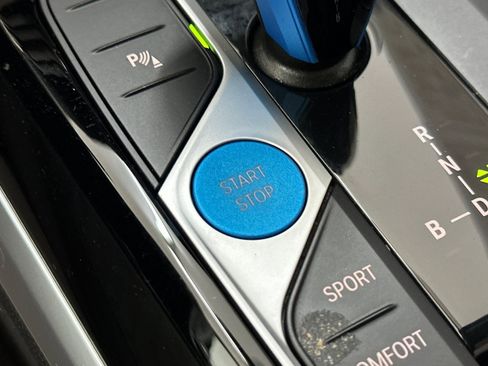 Used 2023 BMW i4 eDrive40 w/ Premium Package image 18