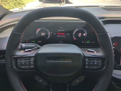 Used 2024 Dodge Charger Daytona Scat Pack w/ Plus Group AWD/4WD image 31