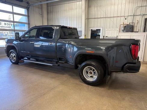 Used 2022 GMC Sierra 3500 Denali AWD/4WD image 6