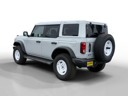 New 2026 Ford Bronco Heritage Edition AWD/4WD image 3