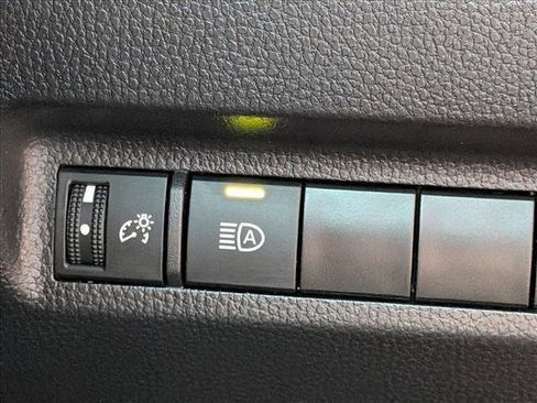 Used 2024 Toyota RAV4 XLE w/ Convenience Package AWD/4WD image 9