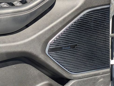 Certified 2022 Jeep Grand Cherokee L Overland w/ Luxury Tech Group IV image 13