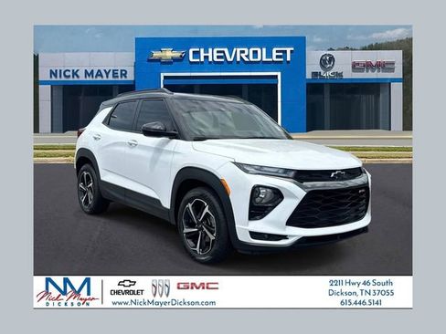 Used 2022 Chevrolet TrailBlazer RS FWD image 1